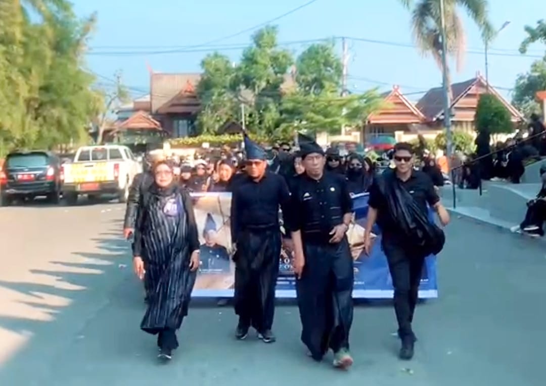 Merajut Tradisi dan Pembangunan Desa: DPMD Bulukumba Kobarkan Semangat Maritim di Karnaval Budaya Festival Pinisi XVI 2026